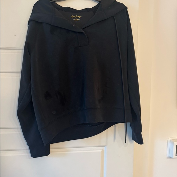 Lilly Pulitzer pullover - Picture 2 of 3